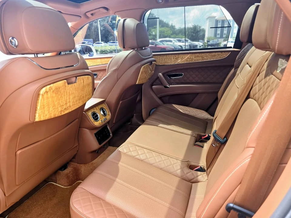 2018 Bentley Bentayga - Image 5 of 6