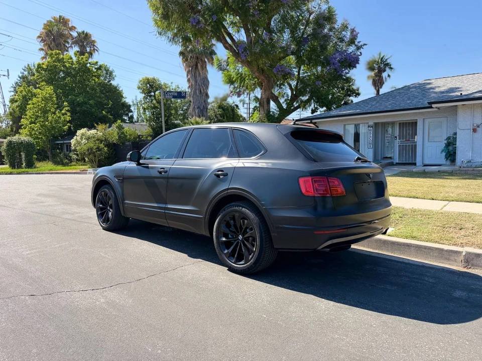 2018 Bentley Bentayga - Image 3 of 10