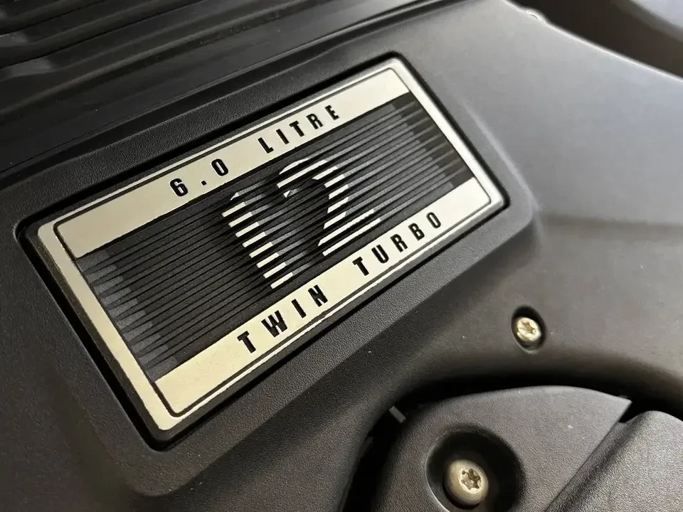 2018 Bentley Bentayga - Image 2 of 20