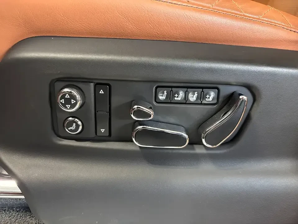 2018 Bentley Bentayga - Image 16 of 20