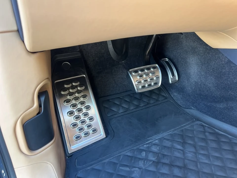 2018 Bentley Bentayga Mulliner - Image 9 of 14