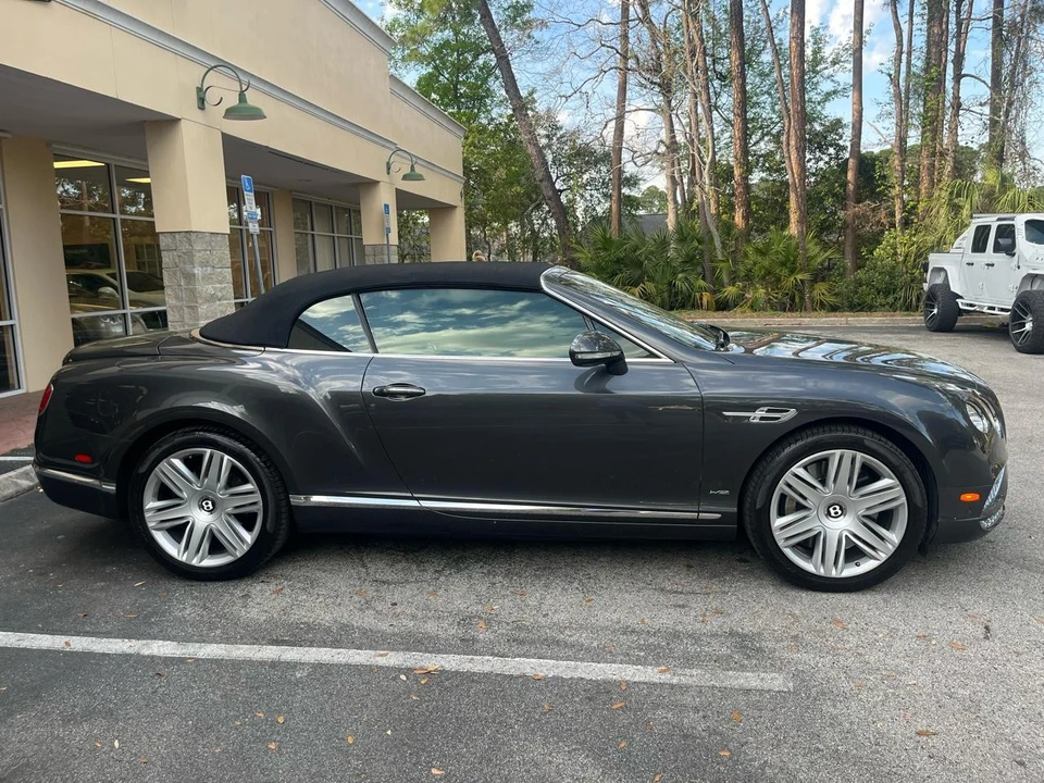 2018 Bentley Continental GTC - Image 17 of 31