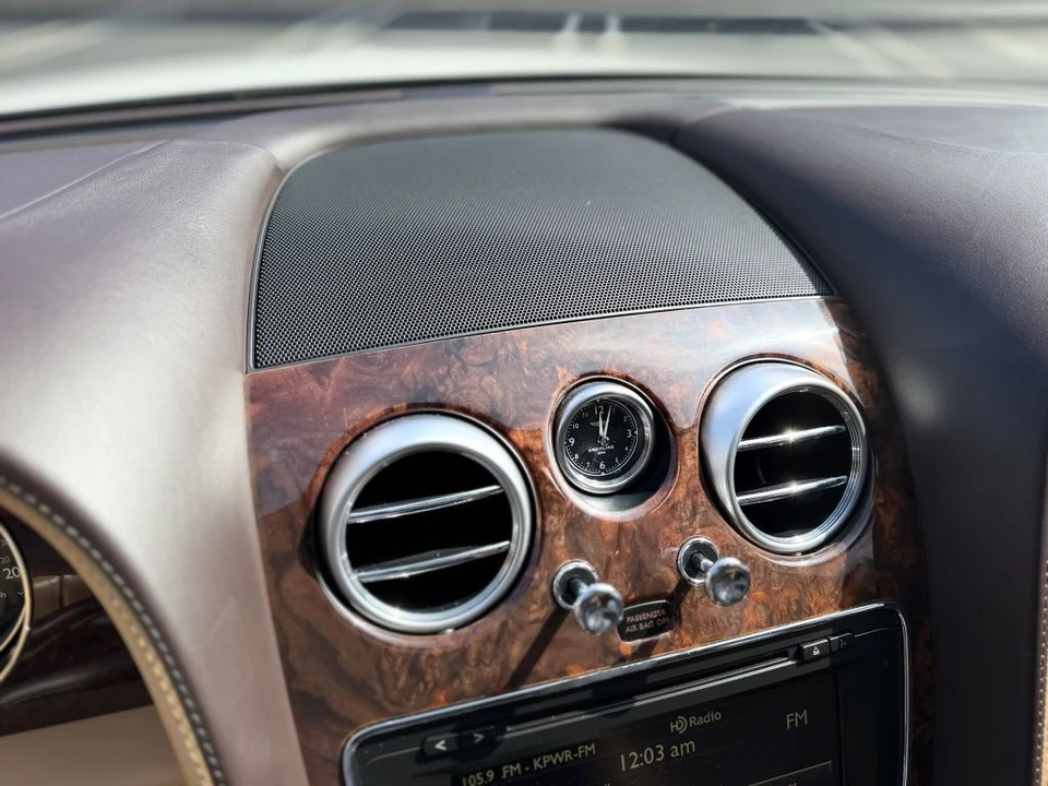 2018 Bentley Continental Flying Spur - Image 25 of 29