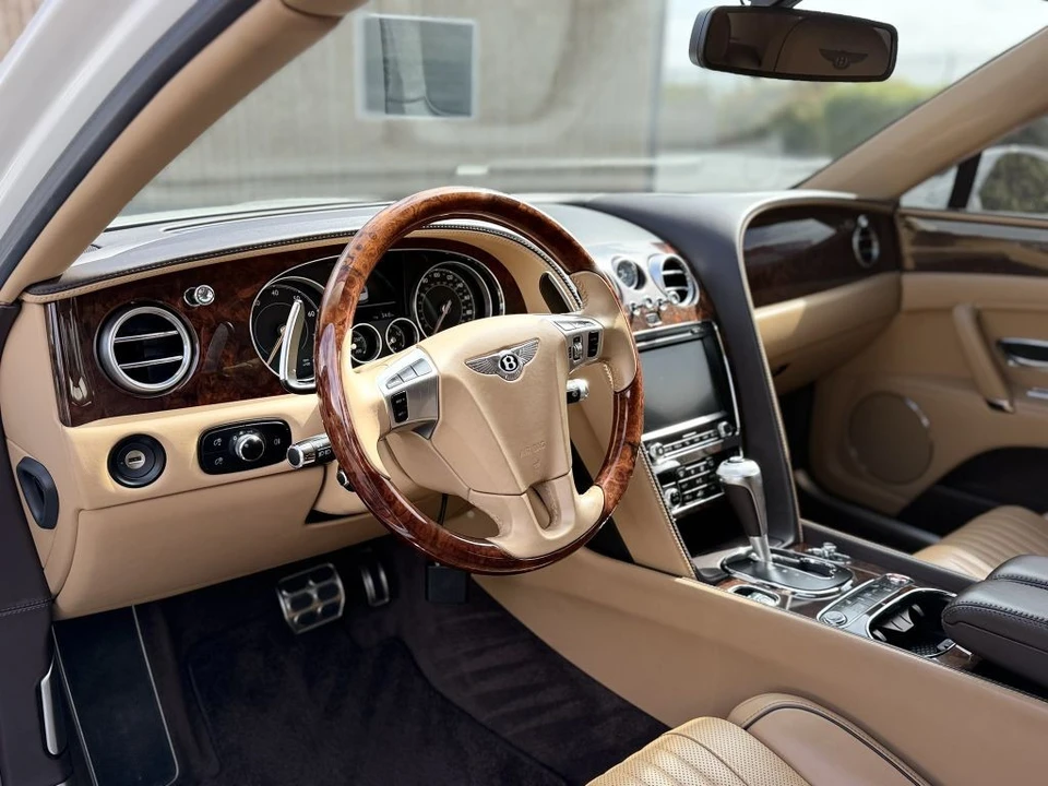 2018 Bentley Continental Flying Spur - Image 10 of 29