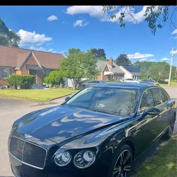 2018 Bentley Flying Spur V8 Mulliner Sedan 4D