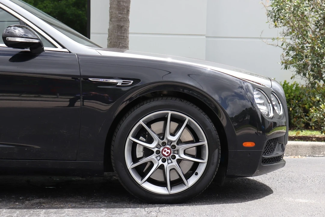 2018 Bentley Continental Flying Spur - Image 9 of 21