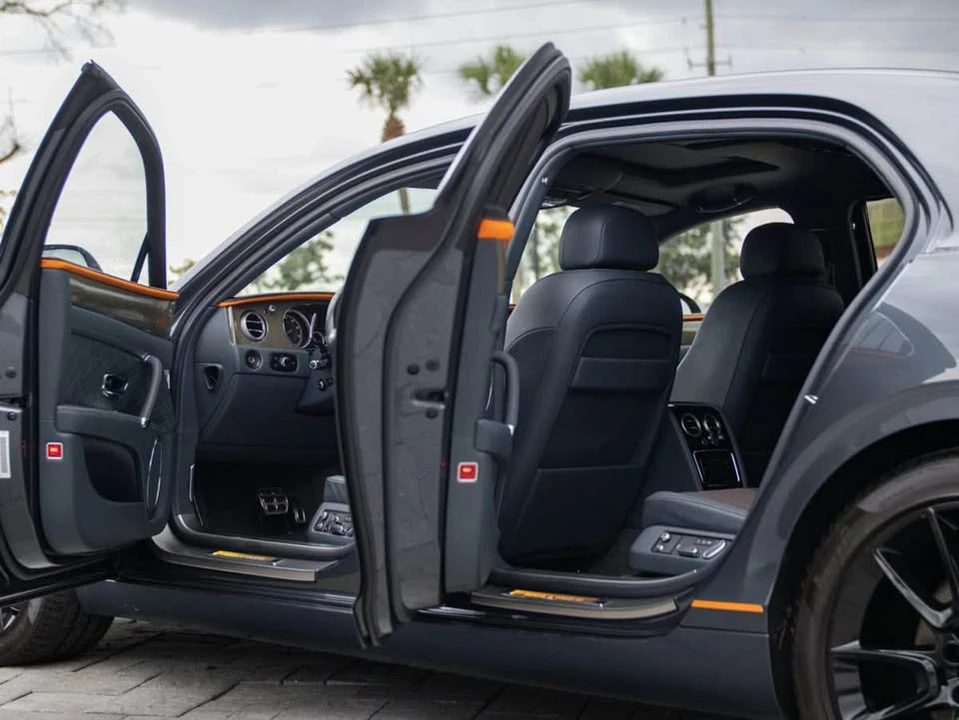 2018 Bentley Continental Flying Spur - Image 8 of 11