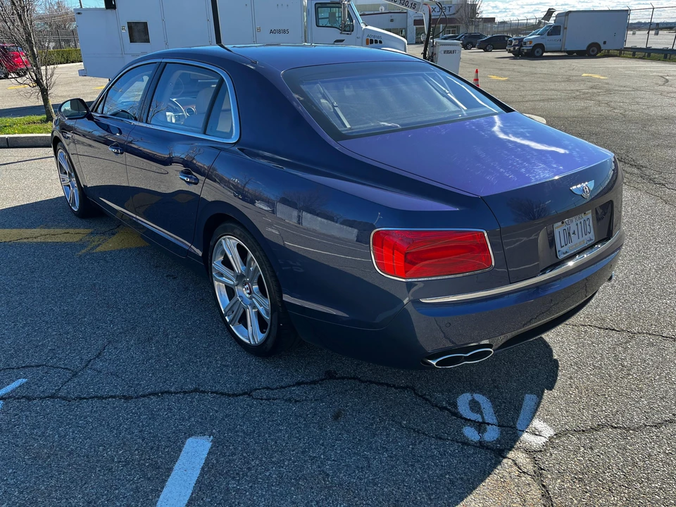 2018 Bentley Continental Flying Spur - Image 16 of 31