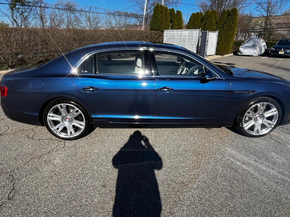 2018 Bentley Continental Flying Spur - Image 22 of 31