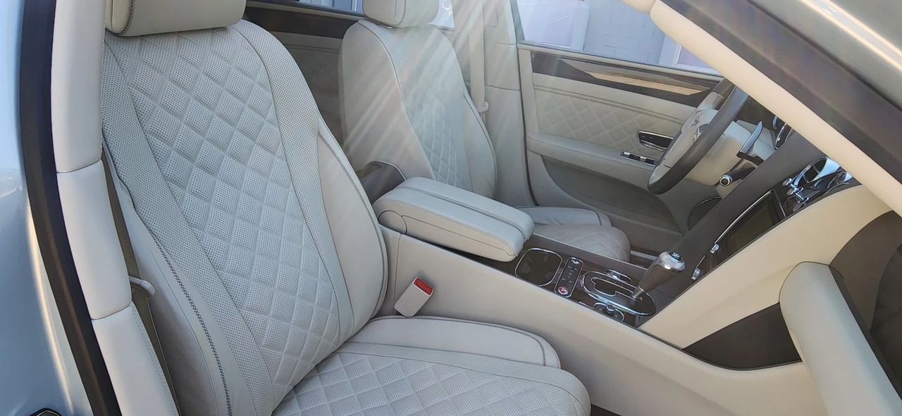 2018 Bentley Continental - Image 13 of 31