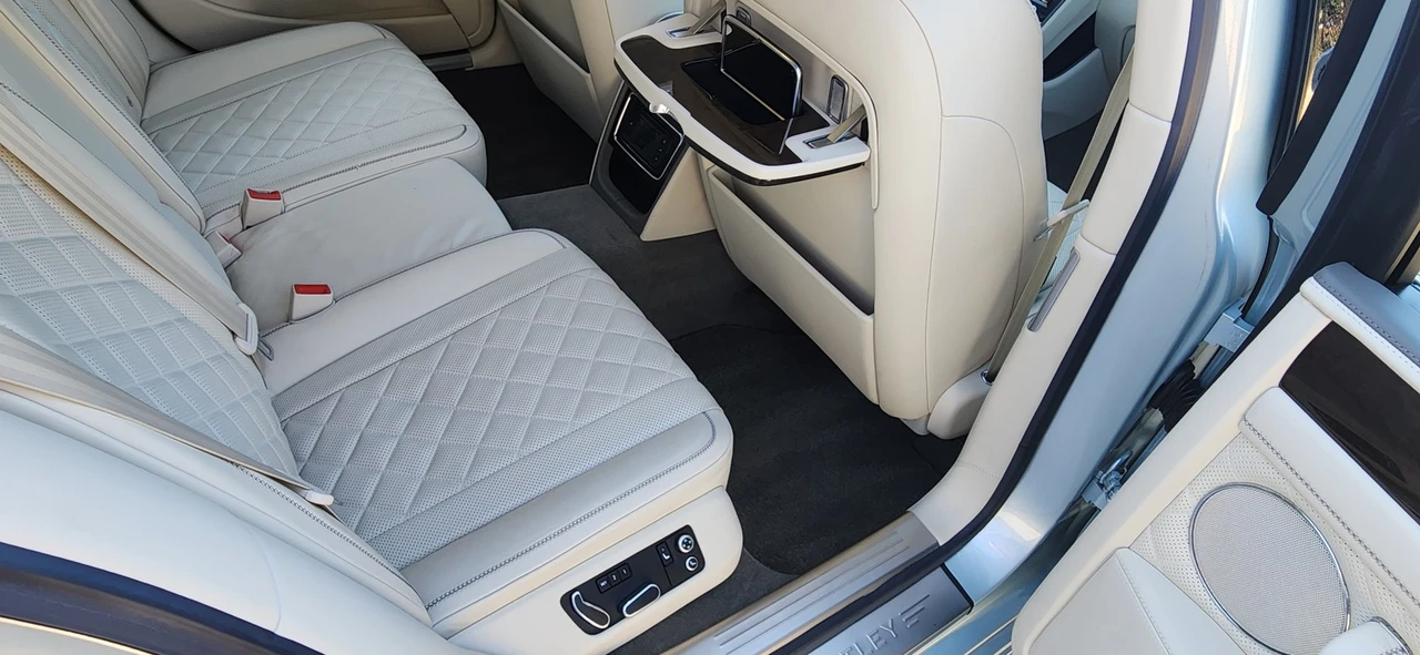 2018 Bentley Continental - Image 14 of 31