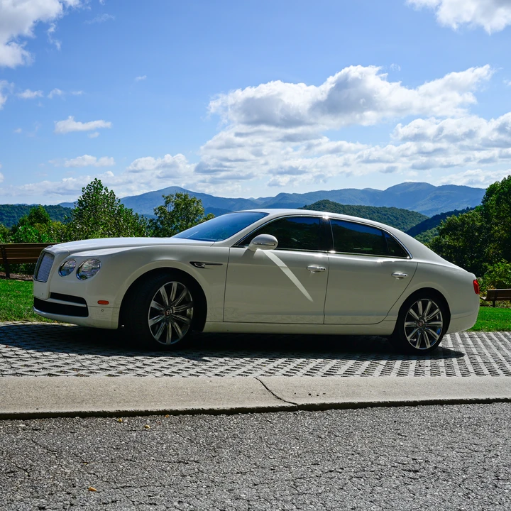 2018 Bentley Continental Flying Spur - Image 25 of 31