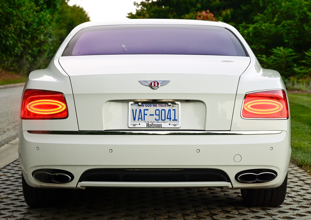 2018 Bentley Continental Flying Spur - Image 18 of 31