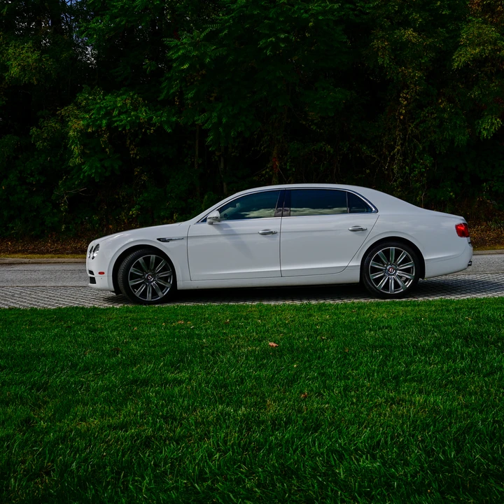 2018 Bentley Continental Flying Spur - Image 22 of 31