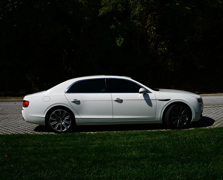 2018 Bentley Continental Flying Spur - Image 12 of 31