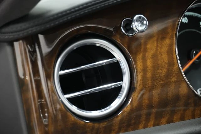 2018 Bentley Continental - Image 20 of 21