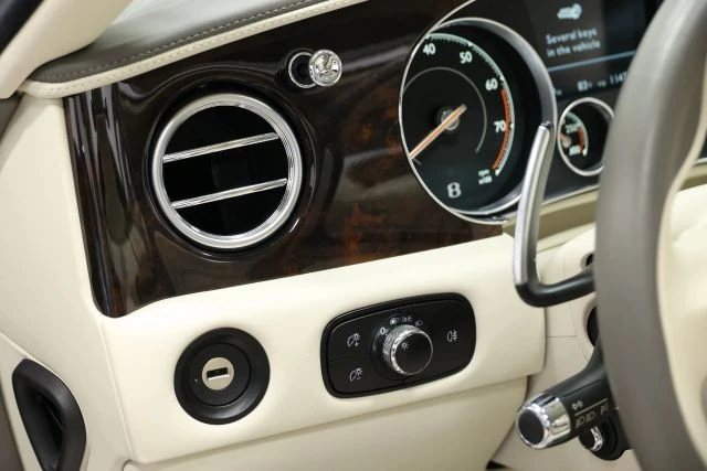 2018 Bentley Continental Flying Spur - Image 24 of 31