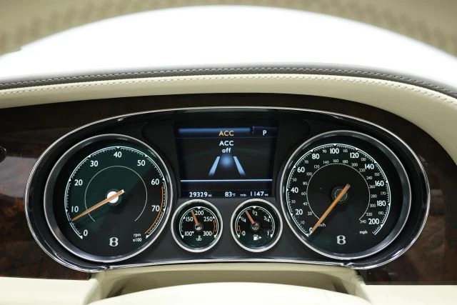 2018 Bentley Continental Flying Spur - Image 28 of 31