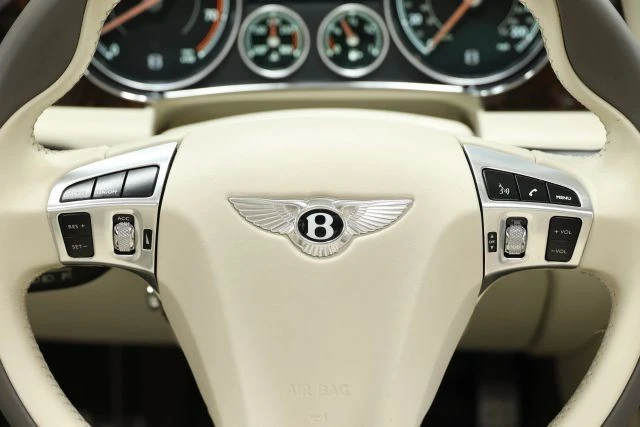 2018 Bentley Continental Flying Spur - Image 27 of 31