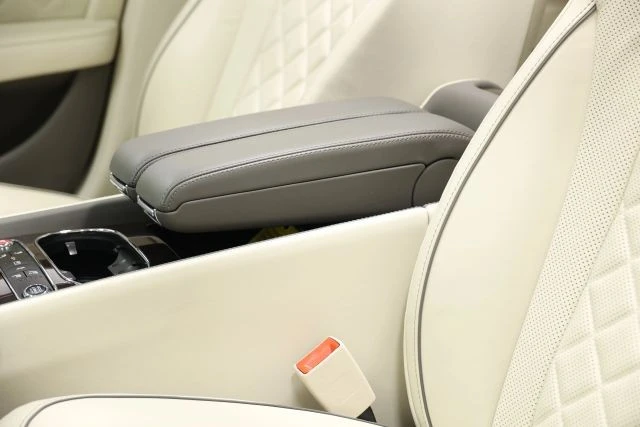 2018 Bentley Continental Flying Spur - Image 22 of 31