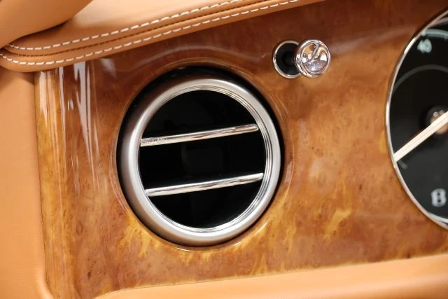 2018 Bentley Continental Flying Spur - Image 24 of 31