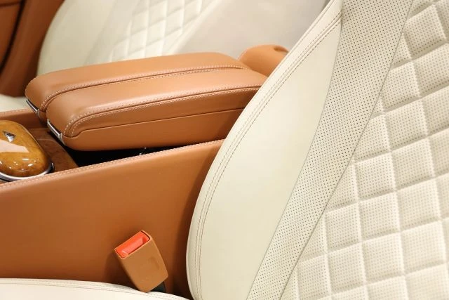 2018 Bentley Continental Flying Spur - Image 20 of 31
