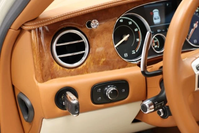 2018 Bentley Continental Flying Spur - Image 23 of 31