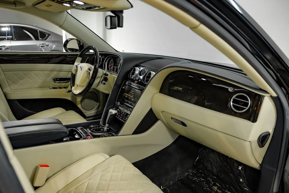 2018 Bentley Continental Flying Spur - Image 15 of 20