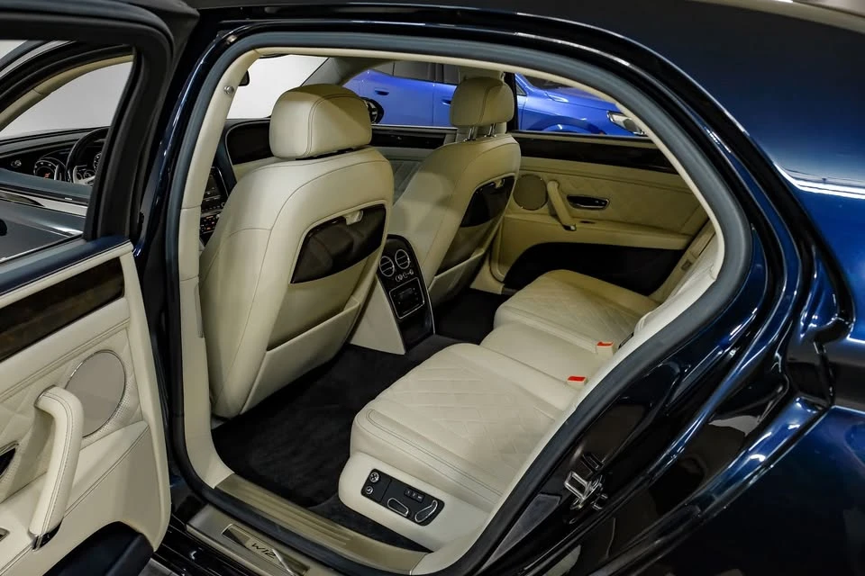 2018 Bentley Continental Flying Spur - Image 16 of 20