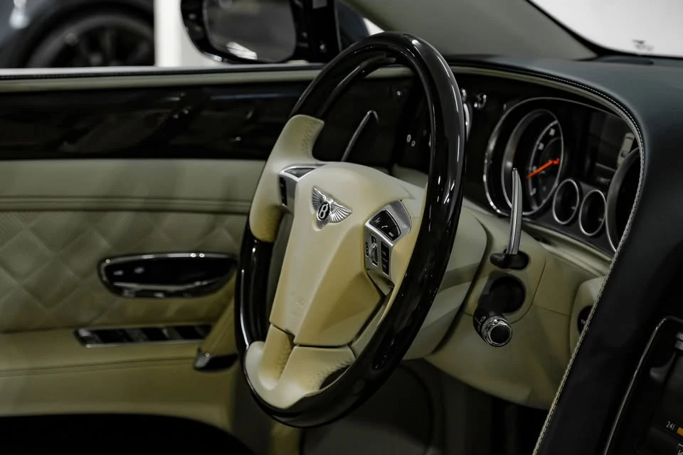 2018 Bentley Continental Flying Spur - Image 9 of 20