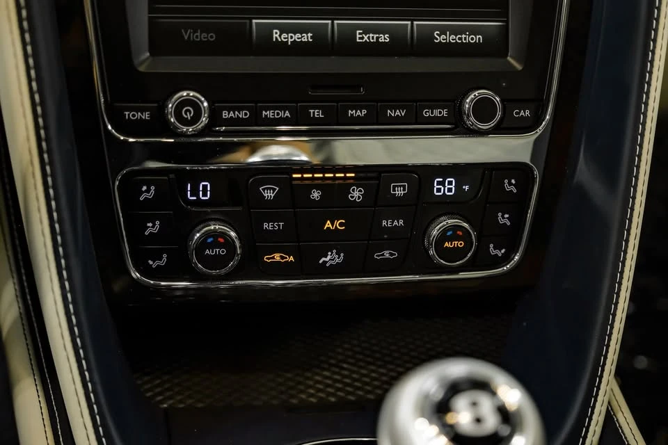 2018 Bentley Continental Flying Spur - Image 3 of 20