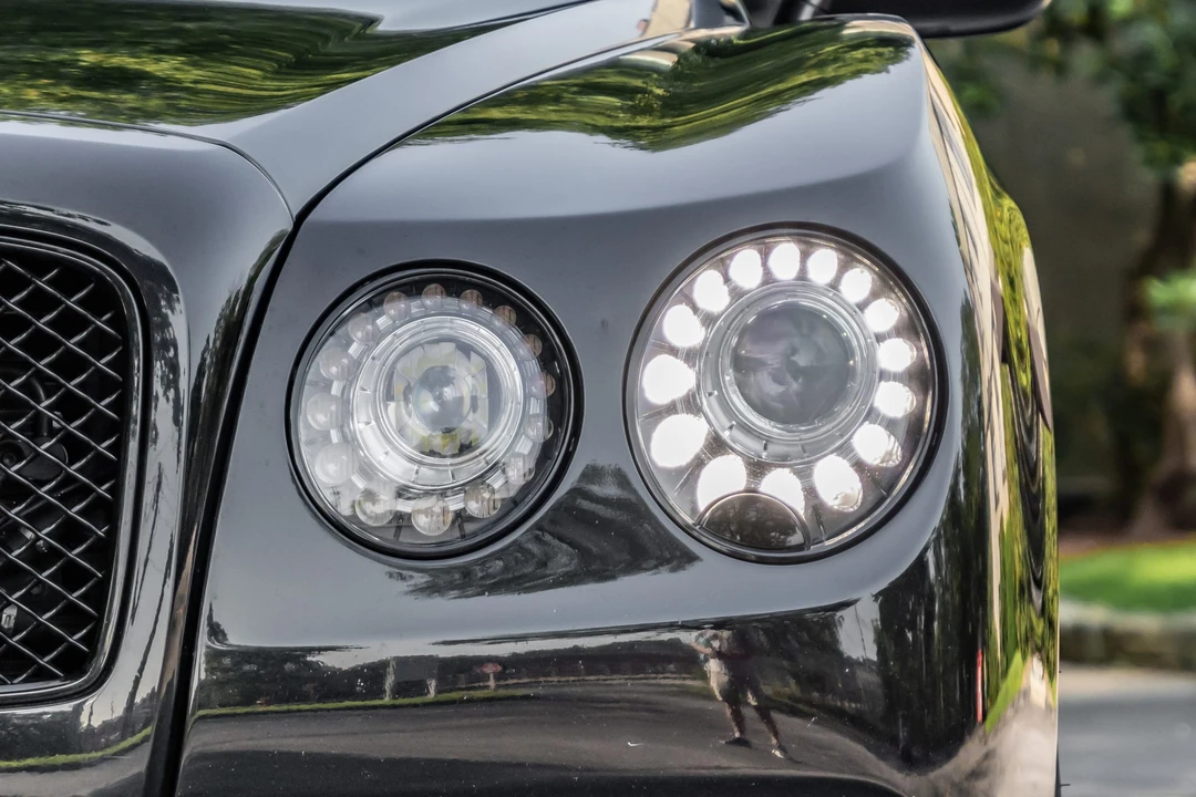 2018 Bentley Continental Flying Spur - Image 12 of 31