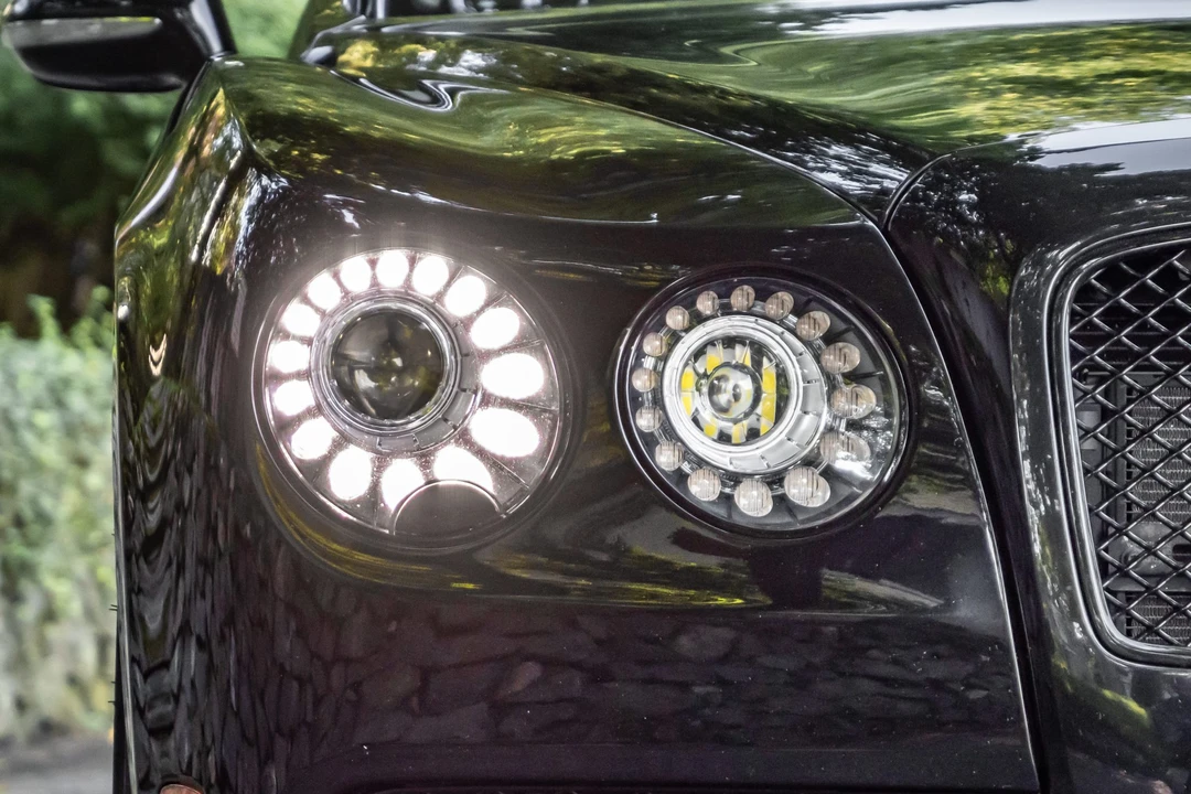 2018 Bentley Continental Flying Spur - Image 11 of 31