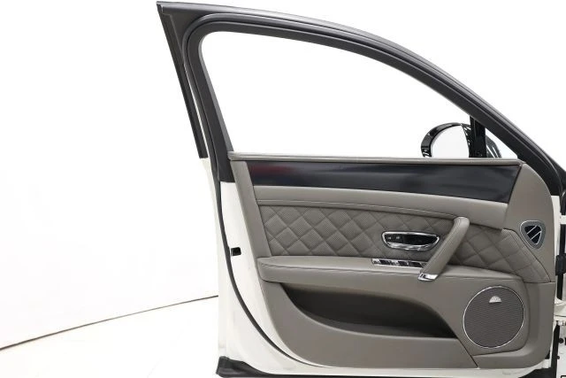 2018 Bentley Continental Flying Spur - Image 12 of 31