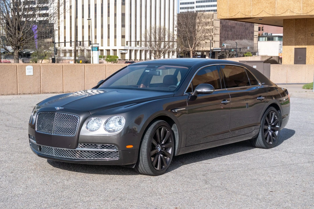 2018 Bentley Continental Flying Spur - Image 2 of 31
