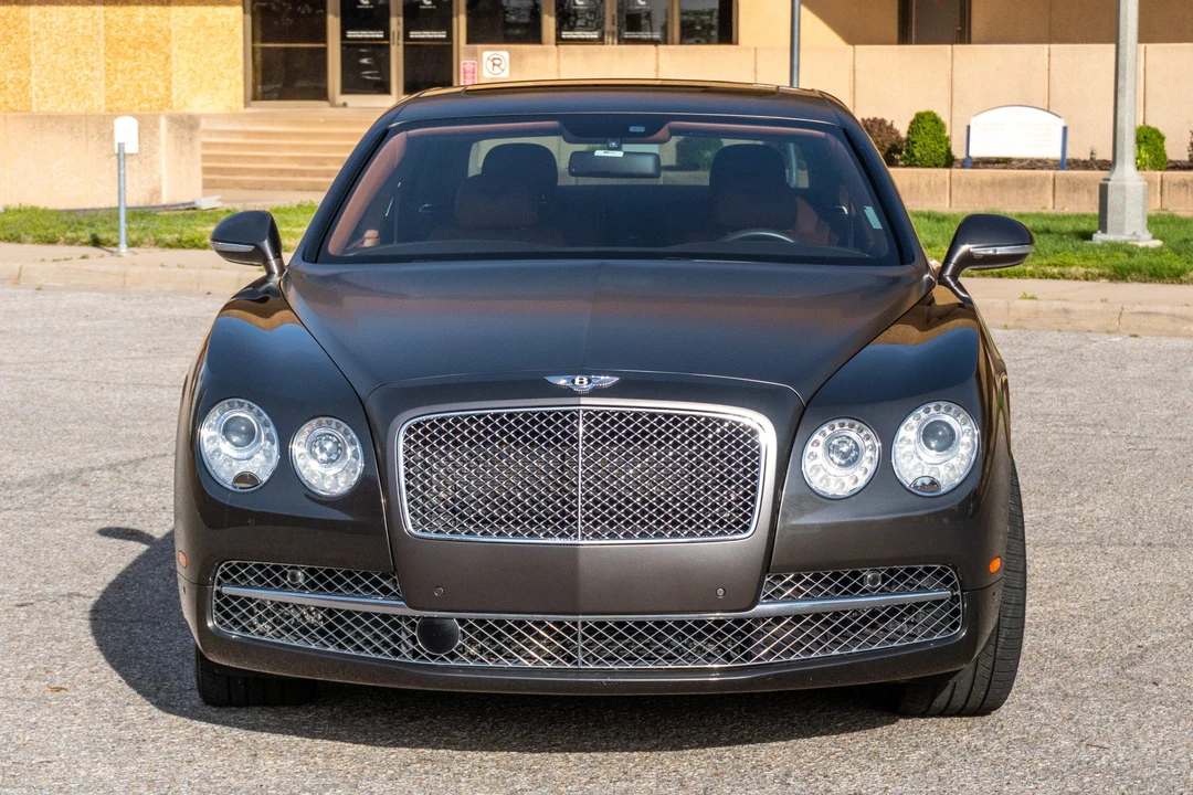 2018 Bentley Continental Flying Spur - Image 10 of 31