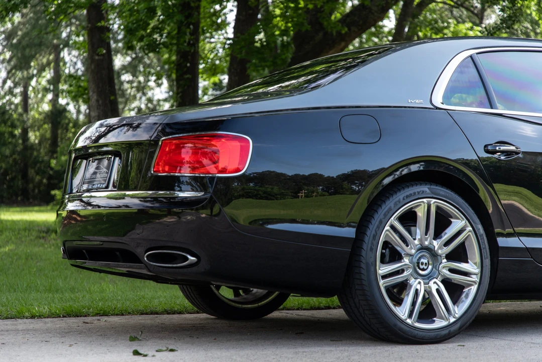 2018 Bentley Continental Flying Spur - Image 10 of 31