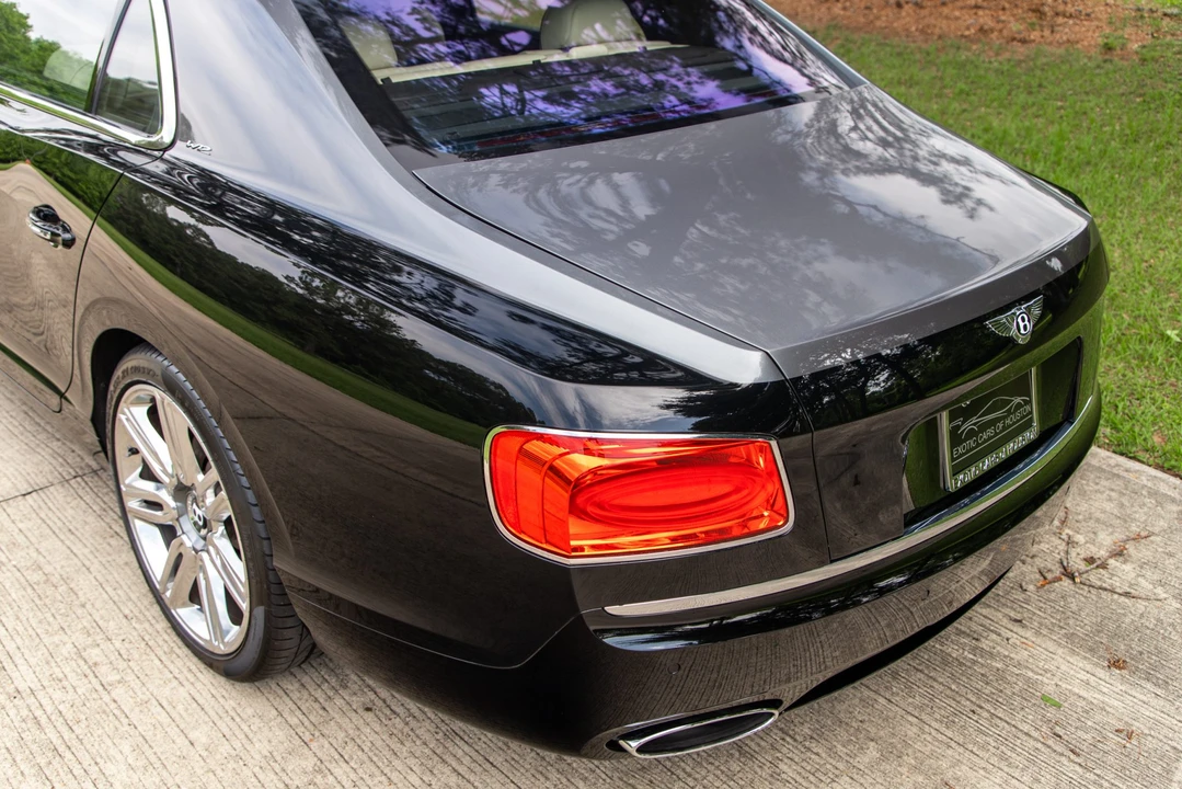 2018 Bentley Continental Flying Spur - Image 16 of 31