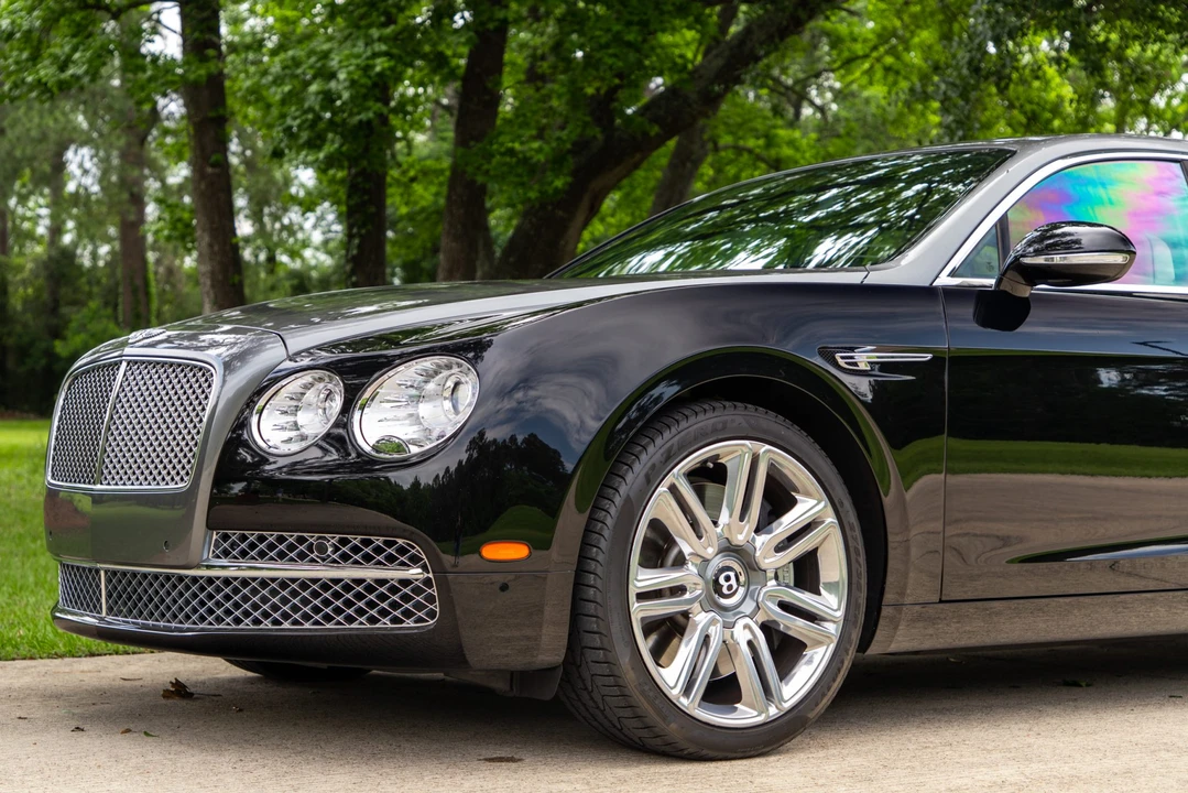 2018 Bentley Continental Flying Spur - Image 14 of 31