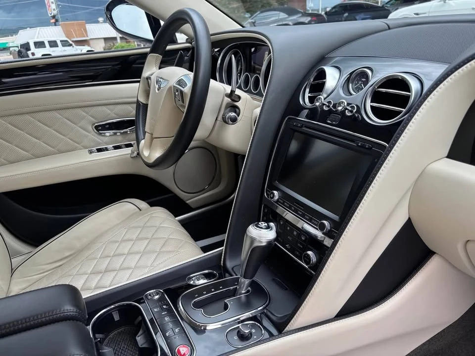 2018 Bentley - Image 12 of 14