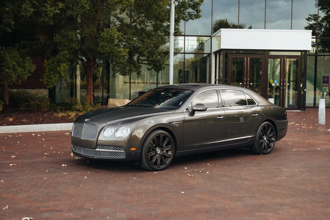 2018 Bentley Continental Flying Spur - Image 13 of 31