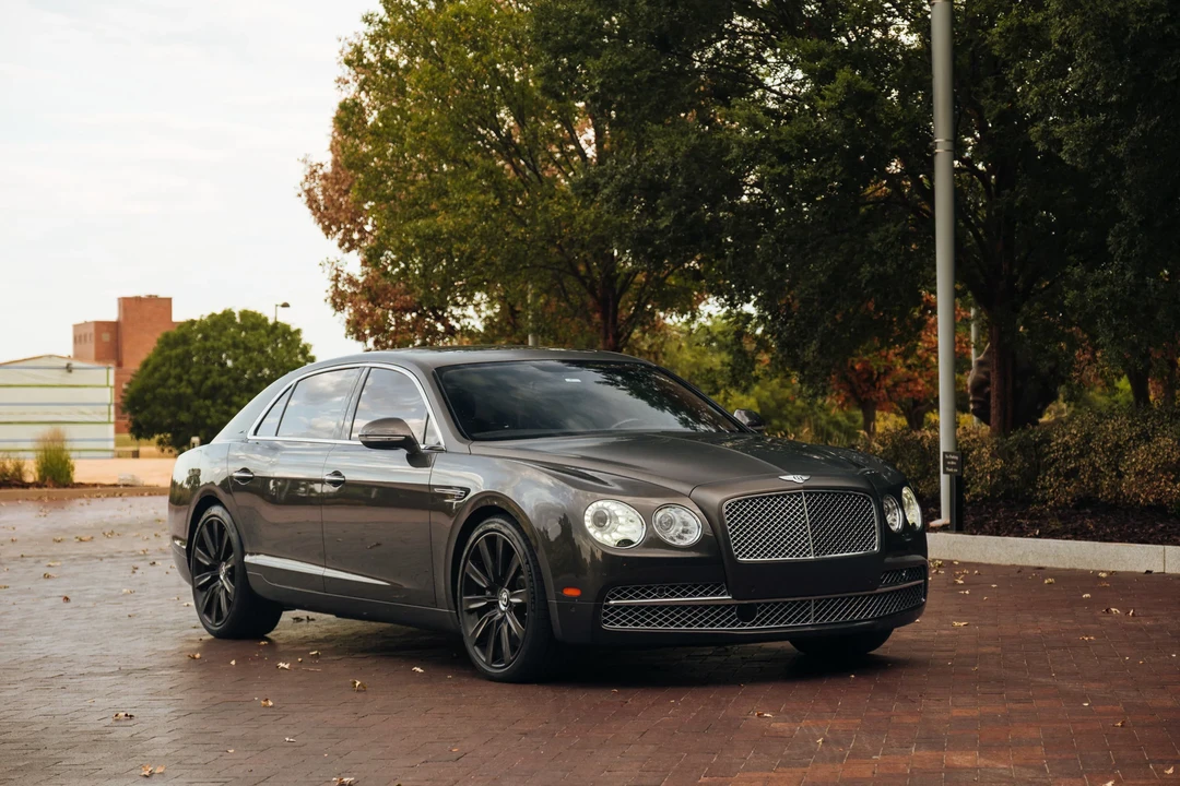 2018 Bentley Continental Flying Spur - Image 2 of 31