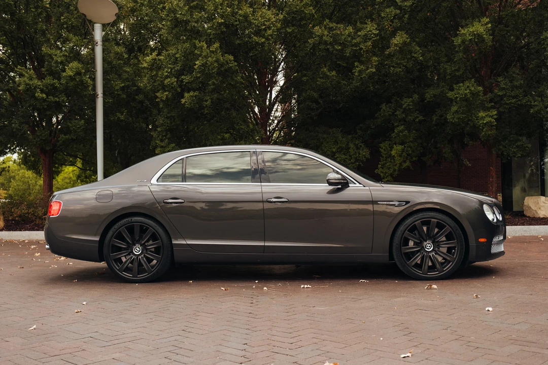 2018 Bentley Continental Flying Spur - Image 22 of 31