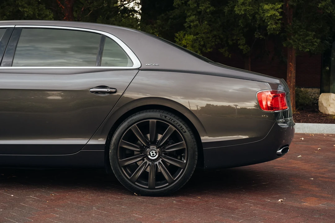 2018 Bentley Continental Flying Spur - Image 14 of 31
