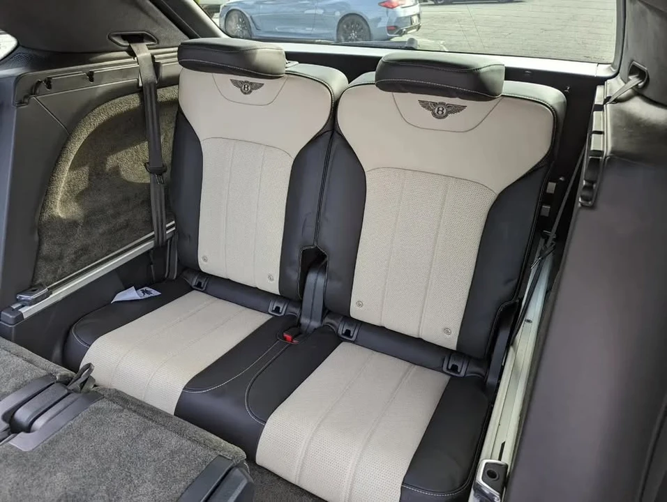 2018 Bentley Bentayga - Image 19 of 20