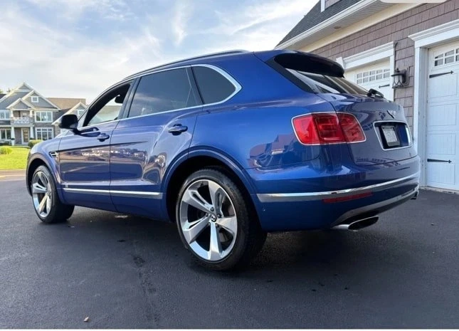 2018 Bentley Bentayga - Image 13 of 14
