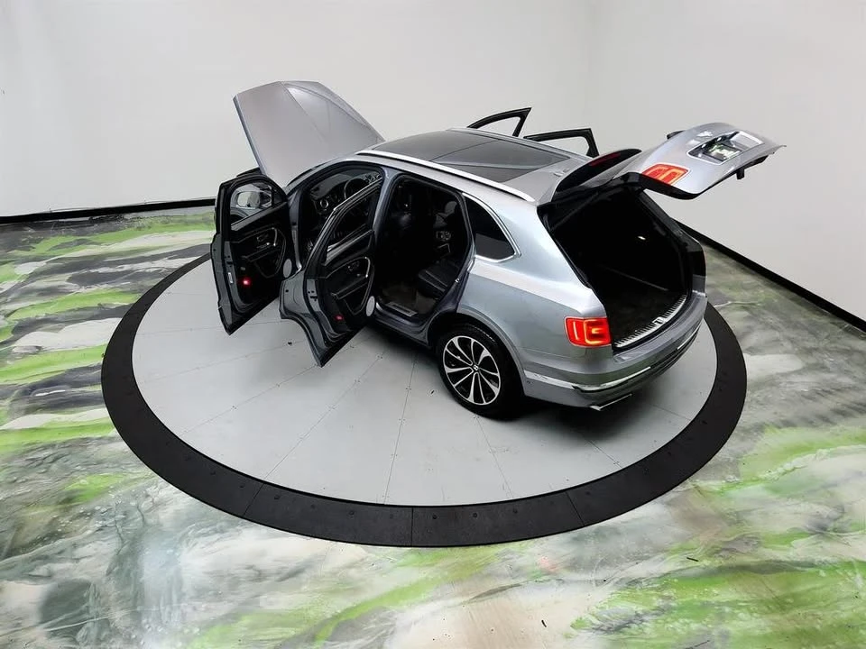 2018 Bentley Bentayga - Image 19 of 19