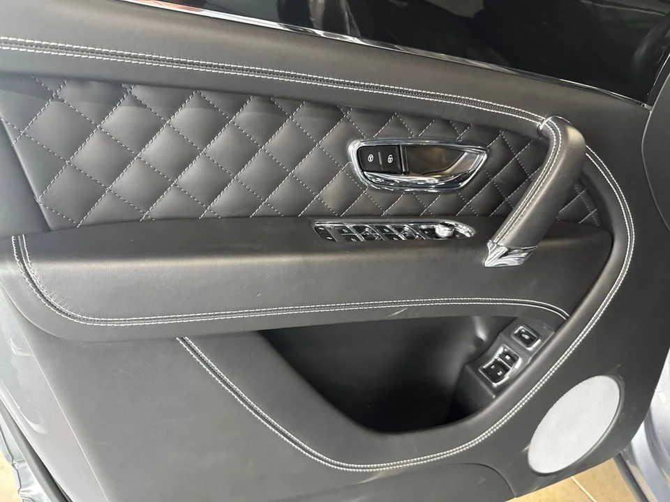 2018 Bentley Bentayga - Image 10 of 20