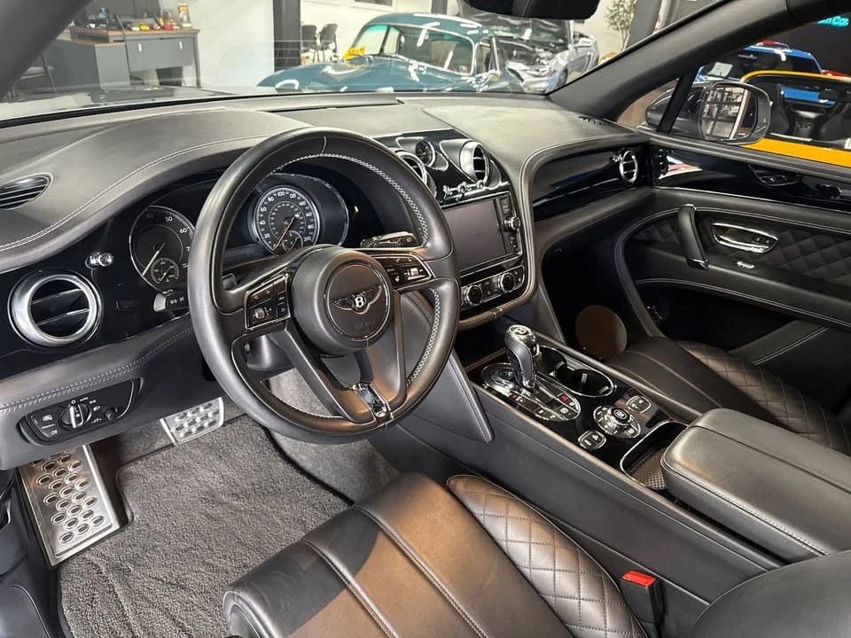 2018 Bentley Bentayga - Image 11 of 20