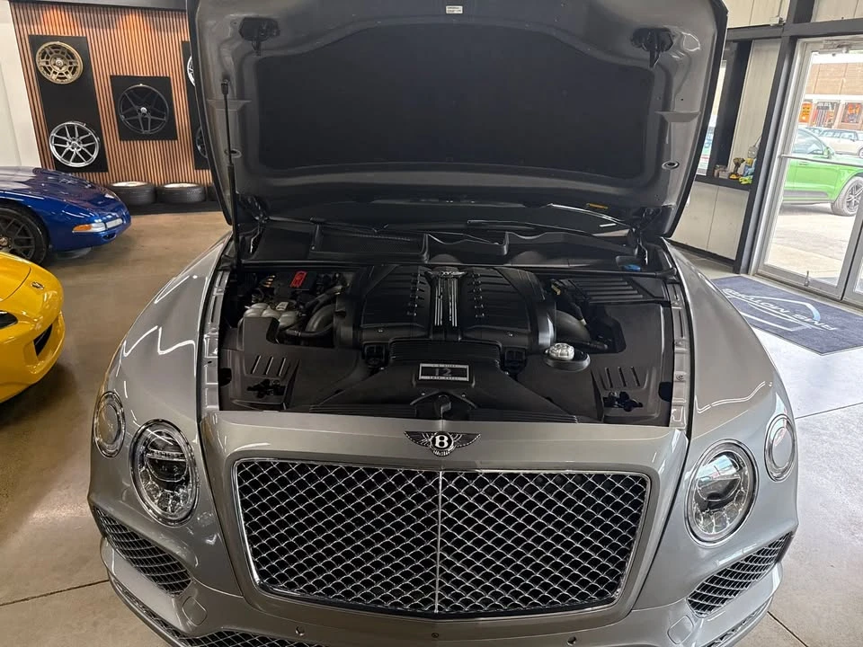 2018 Bentley Bentayga - Image 19 of 20